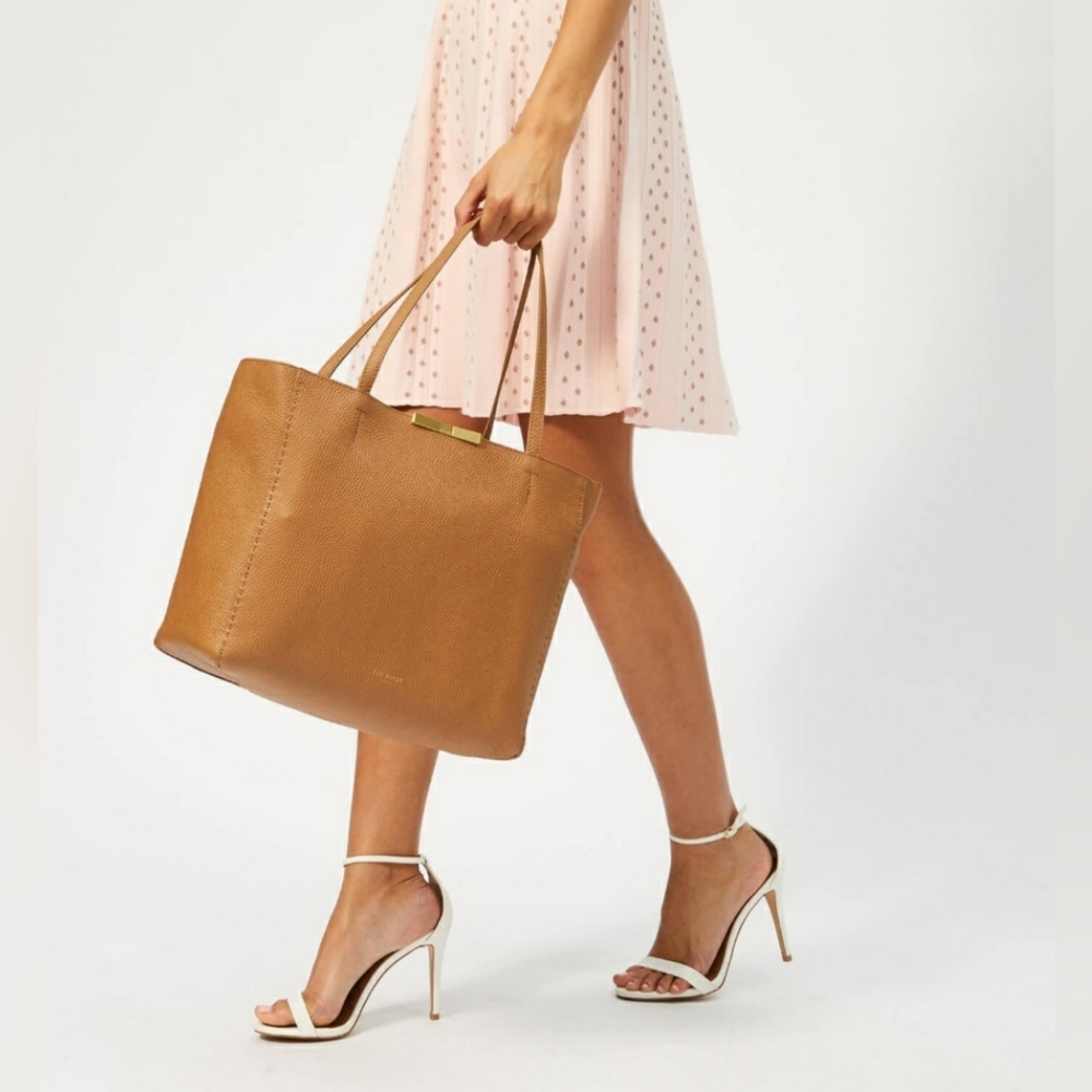 Ted Baker Clarkia